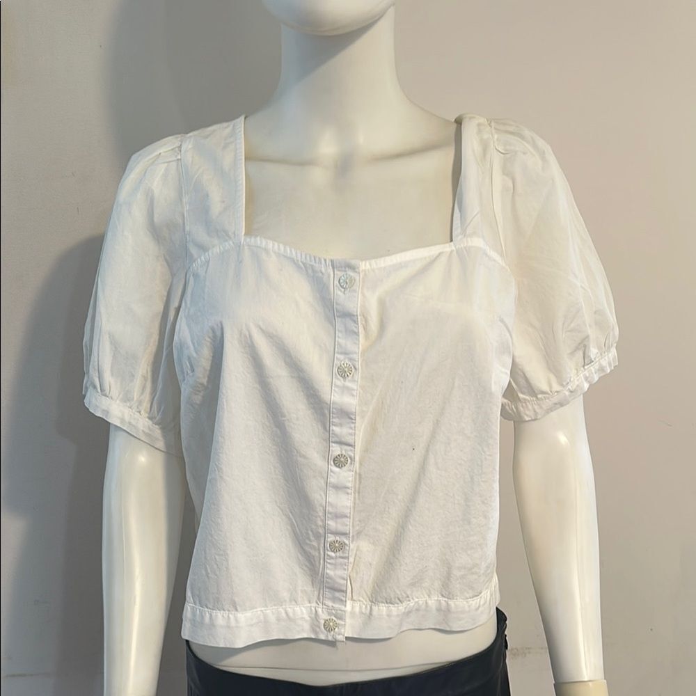 Levi’s Elegant White Puff Sleeve Top